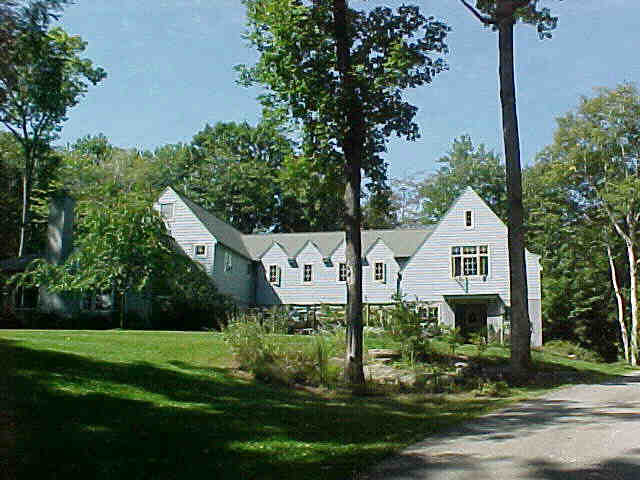 Building photograph for 16 UPPER ROAD